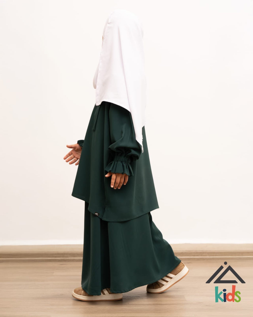 Ensemble Aaliyah – Vert