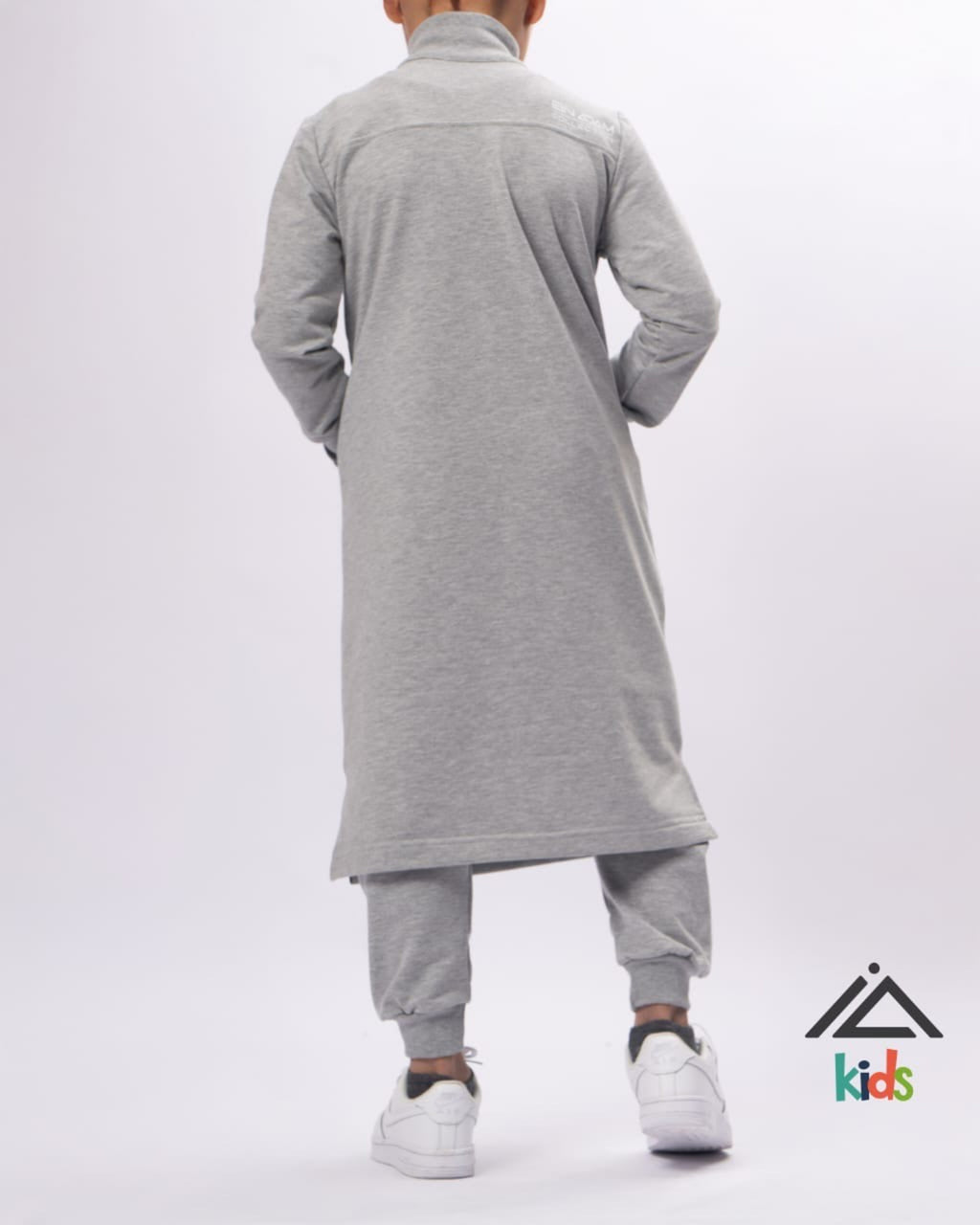 Qamis Jogging Court Hilal (Enfant) – Gris