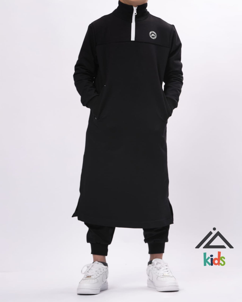 Qamis Jogging Court Hilal (Enfant) – Noir