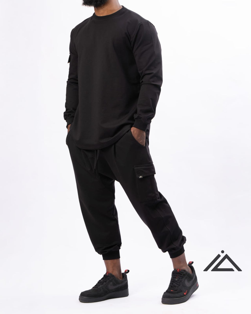 Ensemble Noor – All Black
