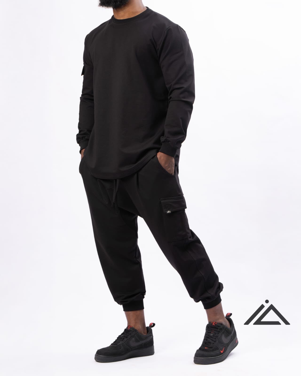 Ensemble Noor – All Black